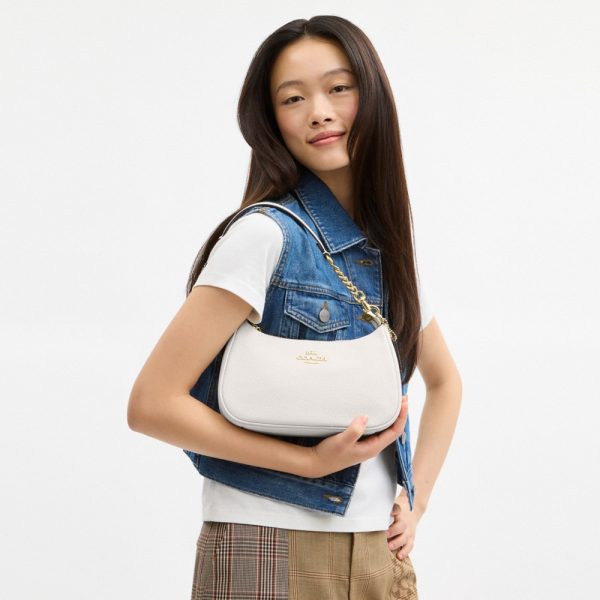 Coach Outlet Teri Shoulder Bag - Preorder