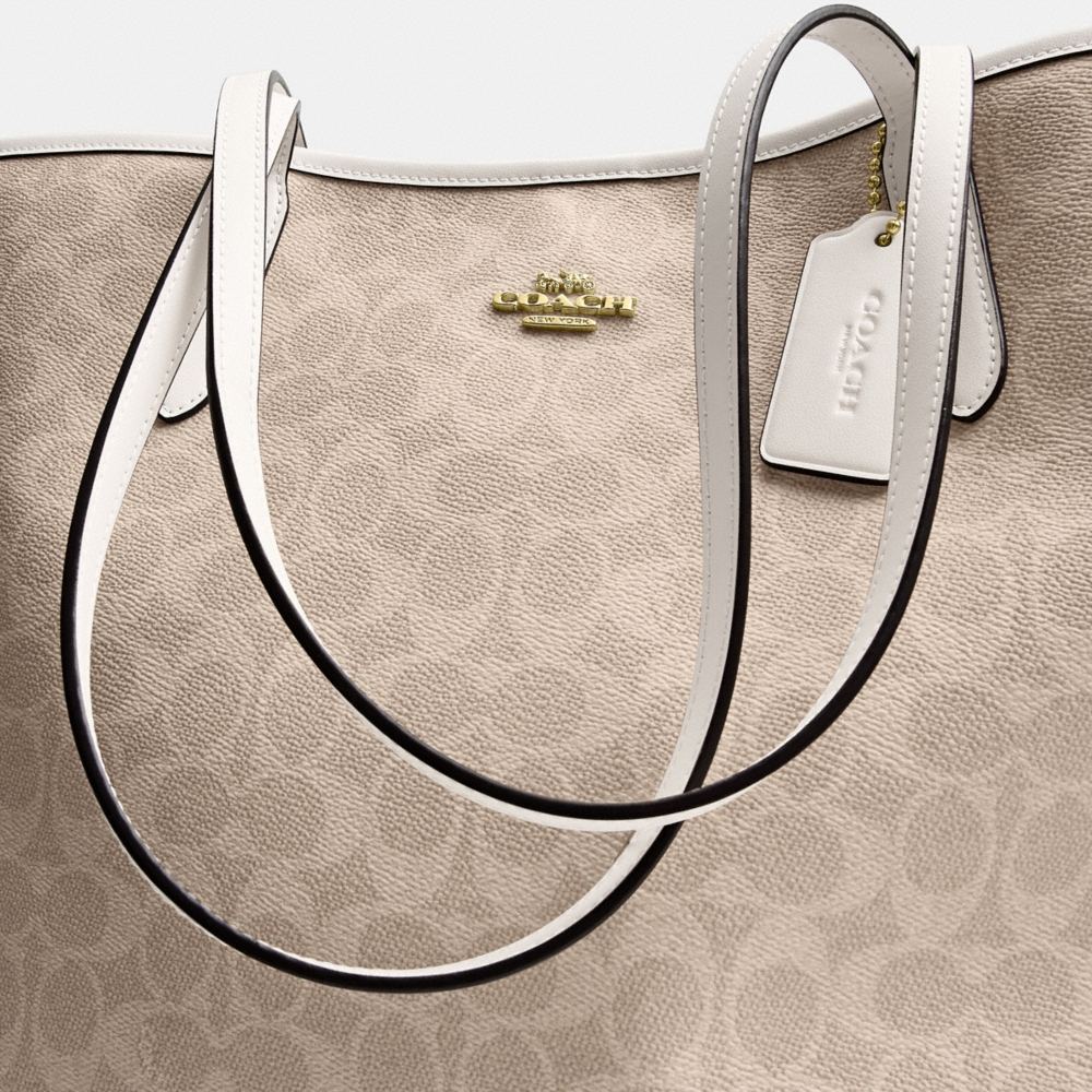 Coach Outlet City Tote Bag In Signature Canvas - Preorder