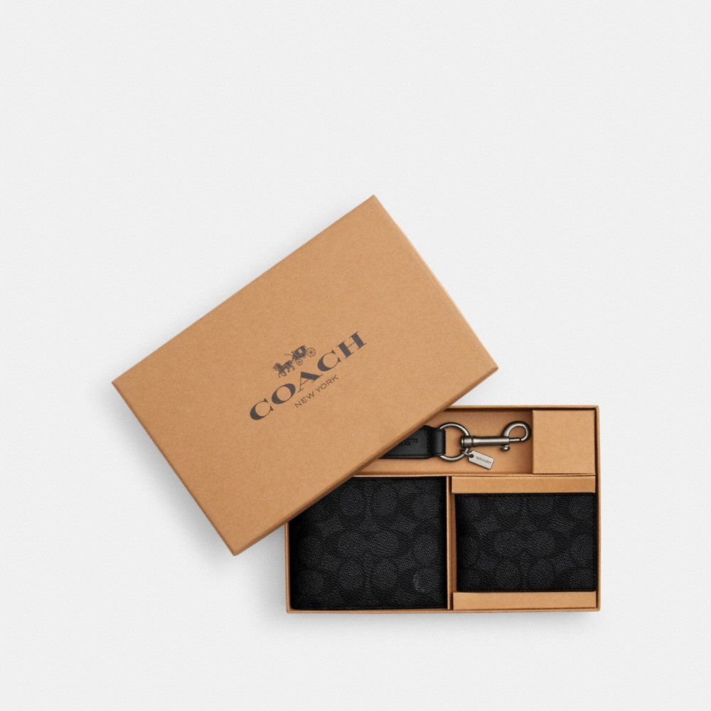 Coach Outlet Boxed 3-In-1 Wallet Gift Set In Signature Canvas - Preorder