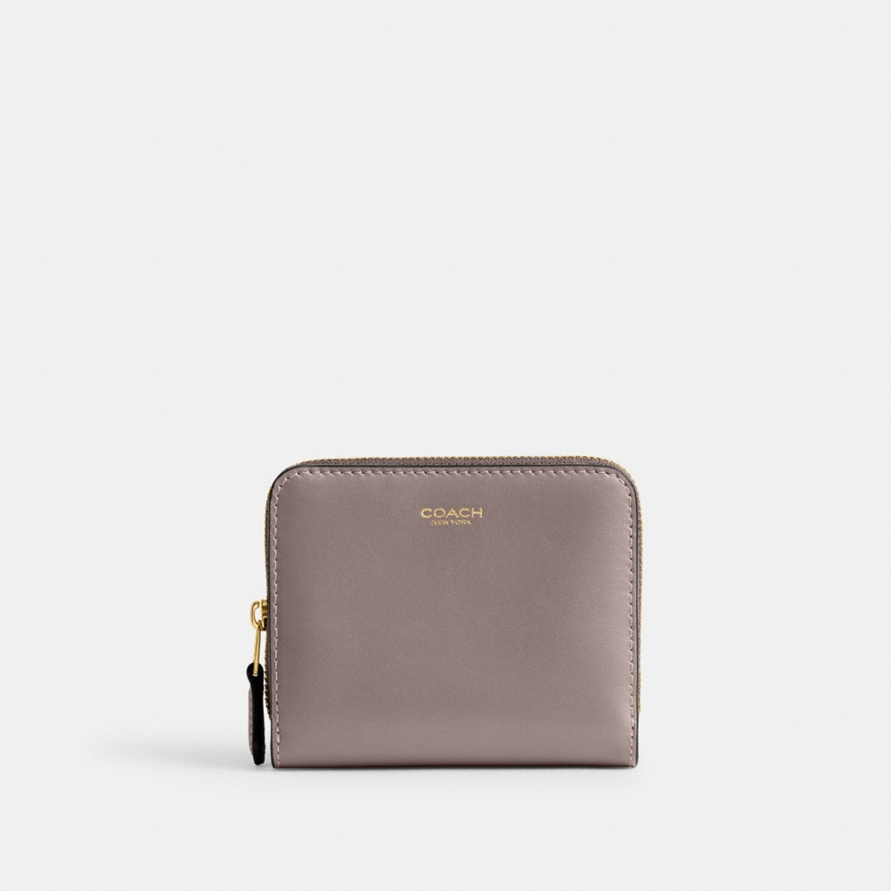 Coach Outlet New York Billfold Wallet - Preorder