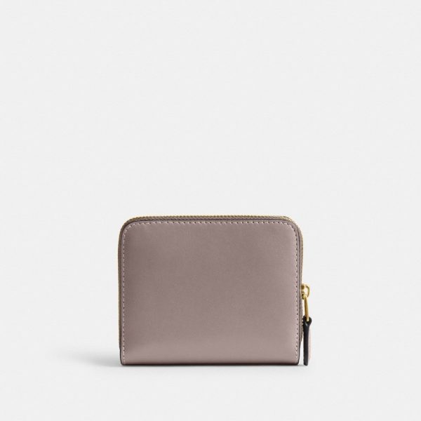Coach Outlet New York Billfold Wallet - Preorder
