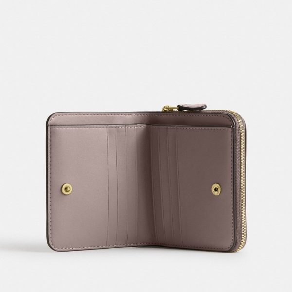 Coach Outlet New York Billfold Wallet - Preorder