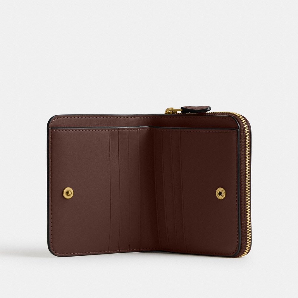 Coach Outlet New York Billfold Wallet - Preorder