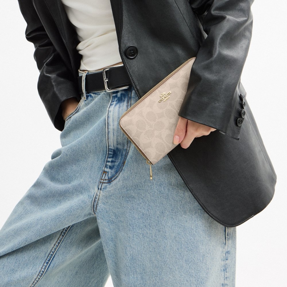 Coach Outlet Long Zip Around Wallet In Signature Canvas - Preorder