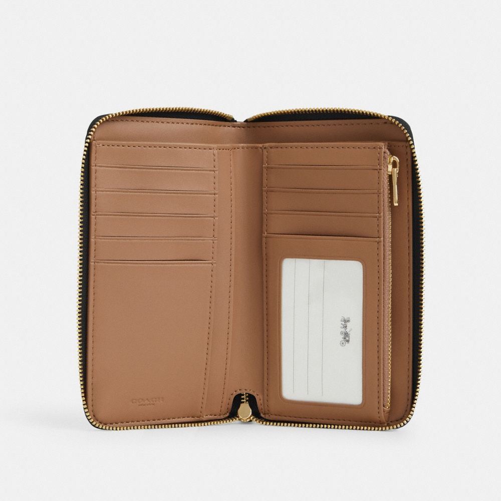 Coach Outlet Medium ID Zip Wallet In Signature Canvas - Preorder