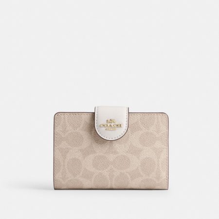Coach Outlet Medium Corner Zip Wallet In Signature Canvas - Preorder — Brass/Sand/Chalk