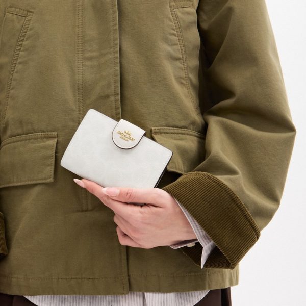 Coach Outlet Medium Corner Zip Wallet In Signature Canvas - Preorder