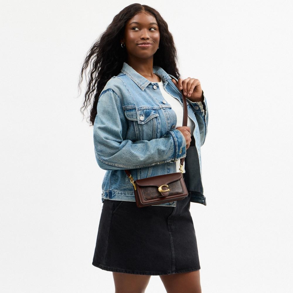 Coach Outlet Tabby Shoulder Bag 20 In Signature Canvas - Preorder