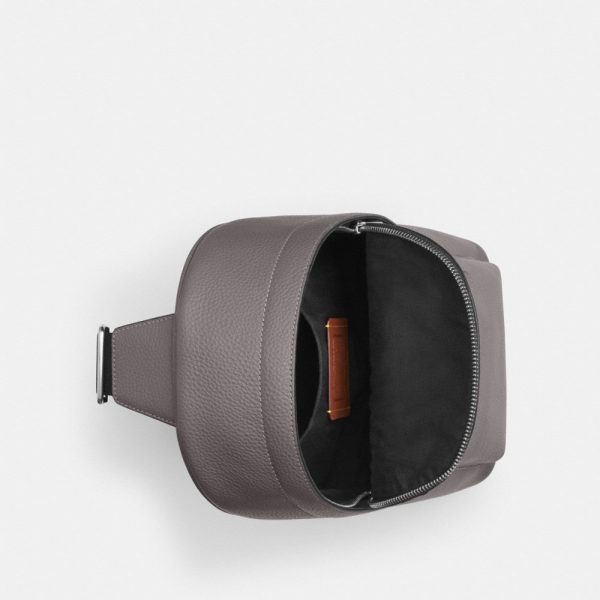 Coach Outlet West Pack - Preorder