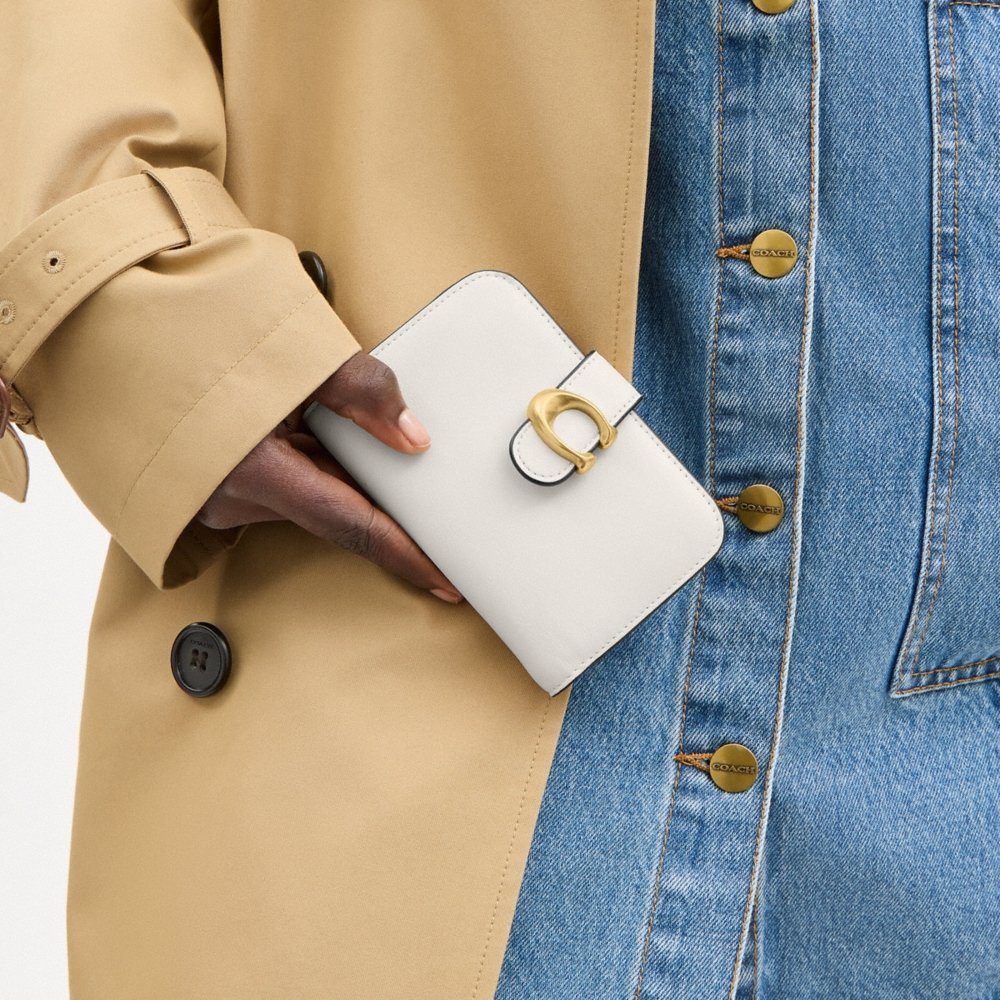Coach Outlet Tabby Wallet - Preorder