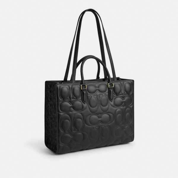 Coach Outlet Maggie Tote Bag In Signature Leather - Preorder