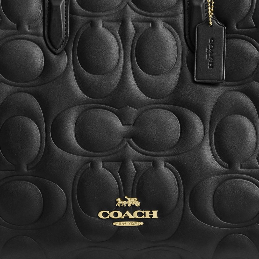 Coach Outlet Maggie Tote Bag In Signature Leather - Preorder