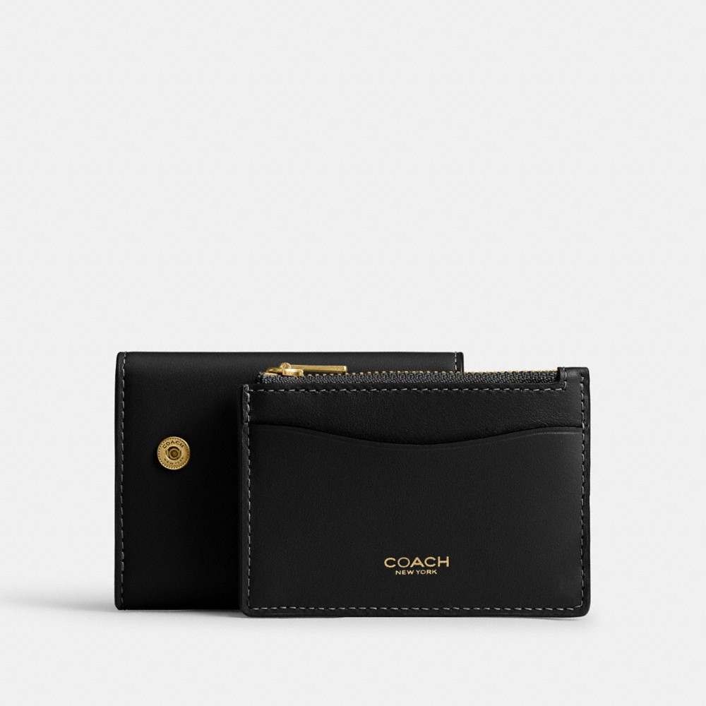 Coach Outlet Essential Card Holder Wallet - Preorder
