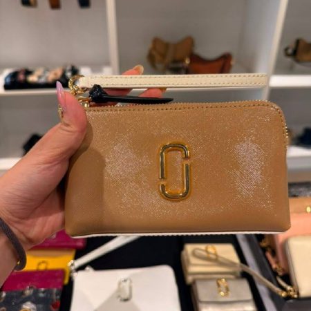 Marc Jacobs The Snapshot Wristlet Camel Multi - Preorder — Camel Multi